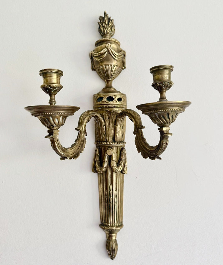 Pair of Mid-19th Century Napoleon III 2-Branch Gilt Bronze Candle Sconces 