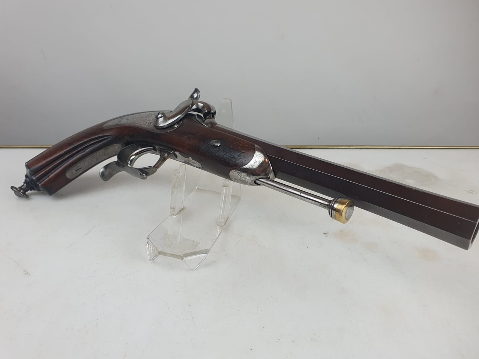 Pair of percussion pistols, 2nd Republic