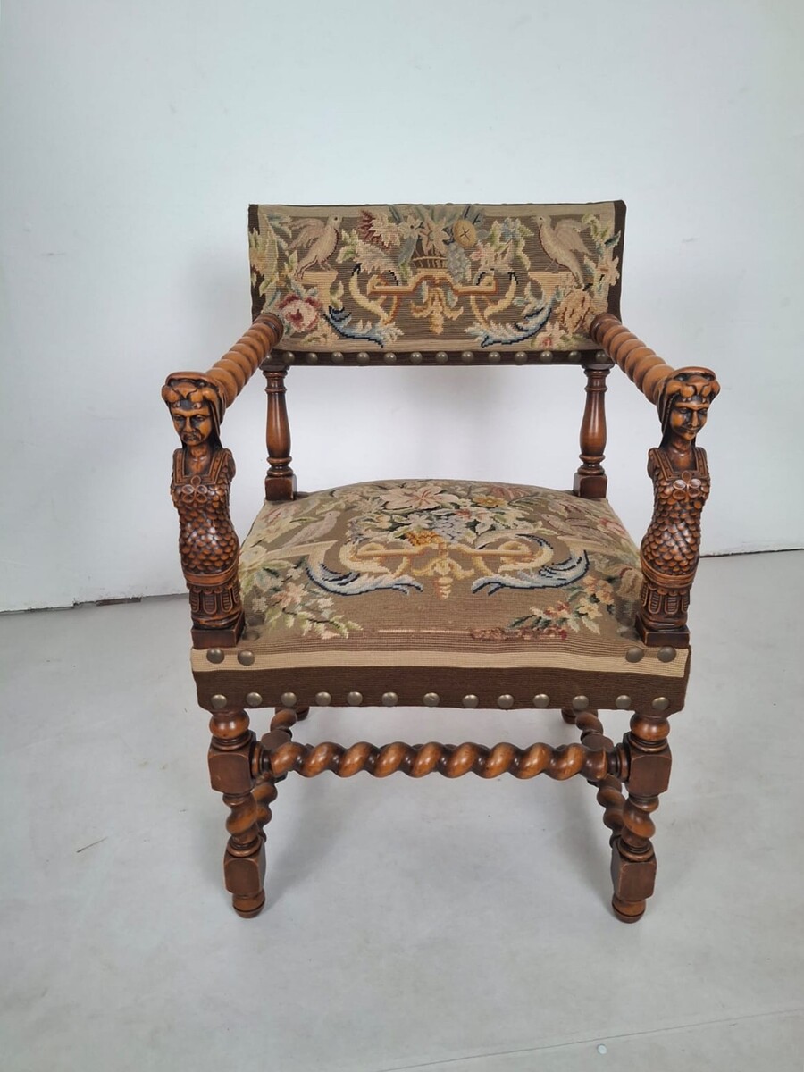 Pair of Renaissance-style armchairs, upholstered in tapestry, 19th century
