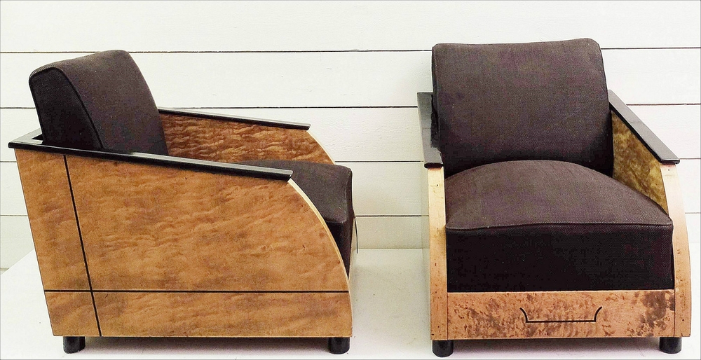 Pair Of Vintage Art Deco Club in polished burr wood