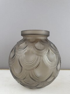 Pierre d'Avesm, pressed glass vase decorated with Ginkgo Biloba leaves, circa 1930