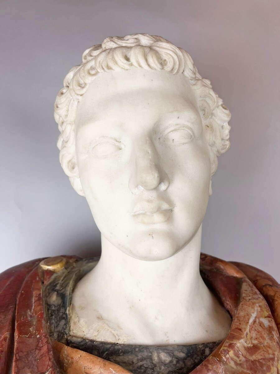 Polychrome marble bust depicting a Roman emperor, 19th century.