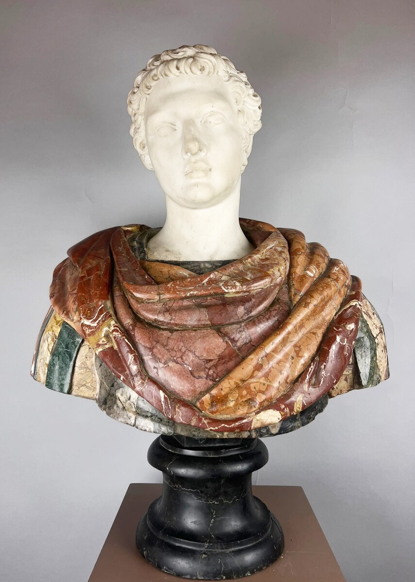 Polychrome marble bust depicting a Roman emperor, 19th century.