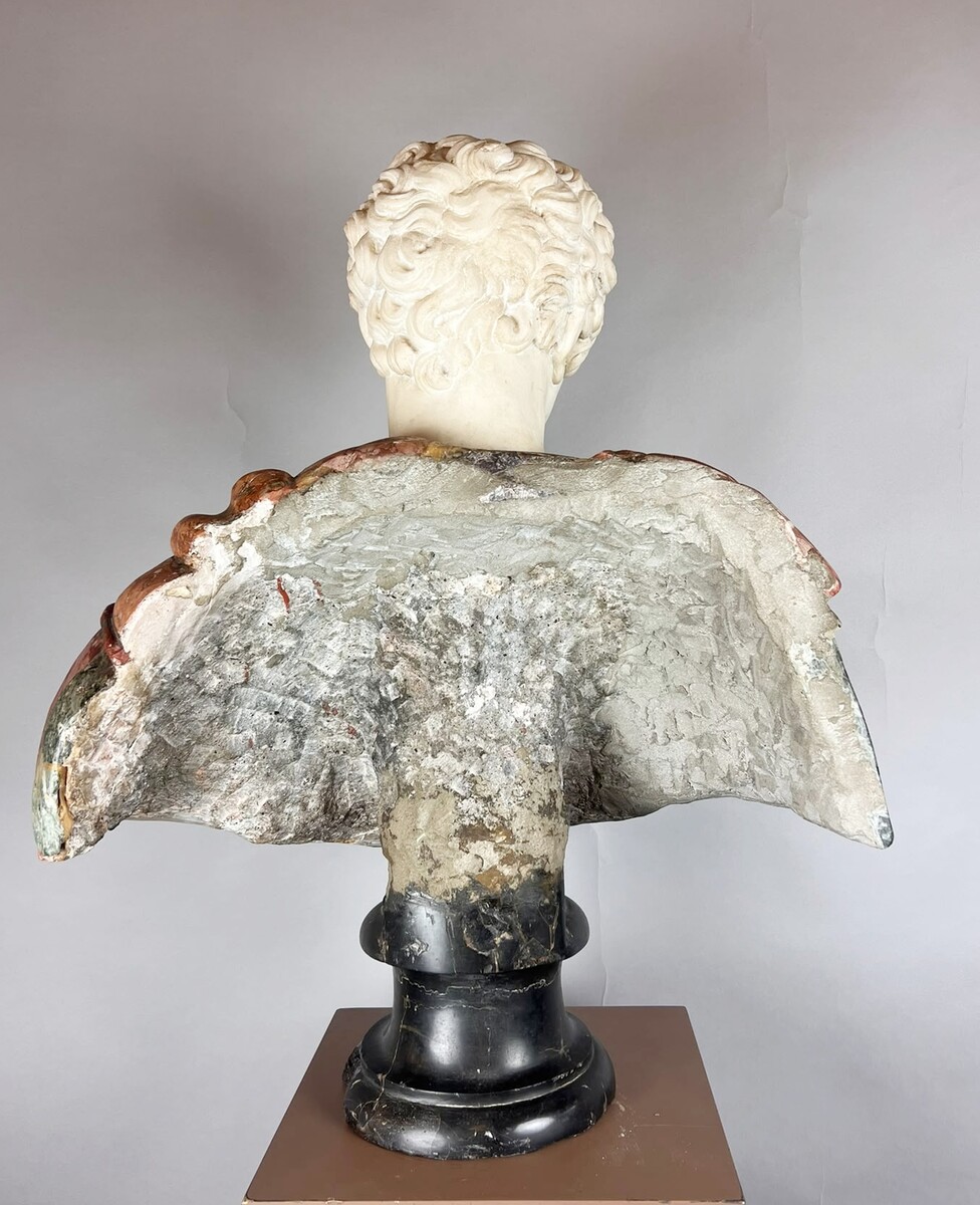 Polychrome marble bust depicting a Roman emperor, 19th century.