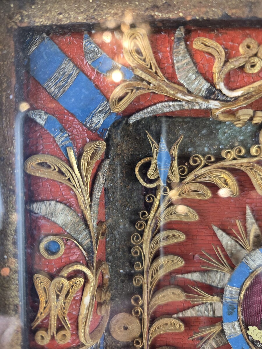 Reliquary frame with Agnus Dei and relics of Saint Mansuet – Italy, 18th century