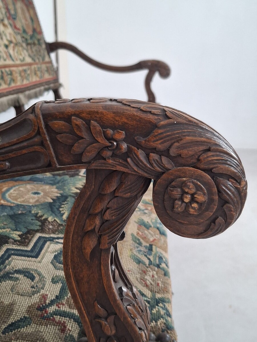 Renaissance-style sofa upholstered in tapestry, 19th century