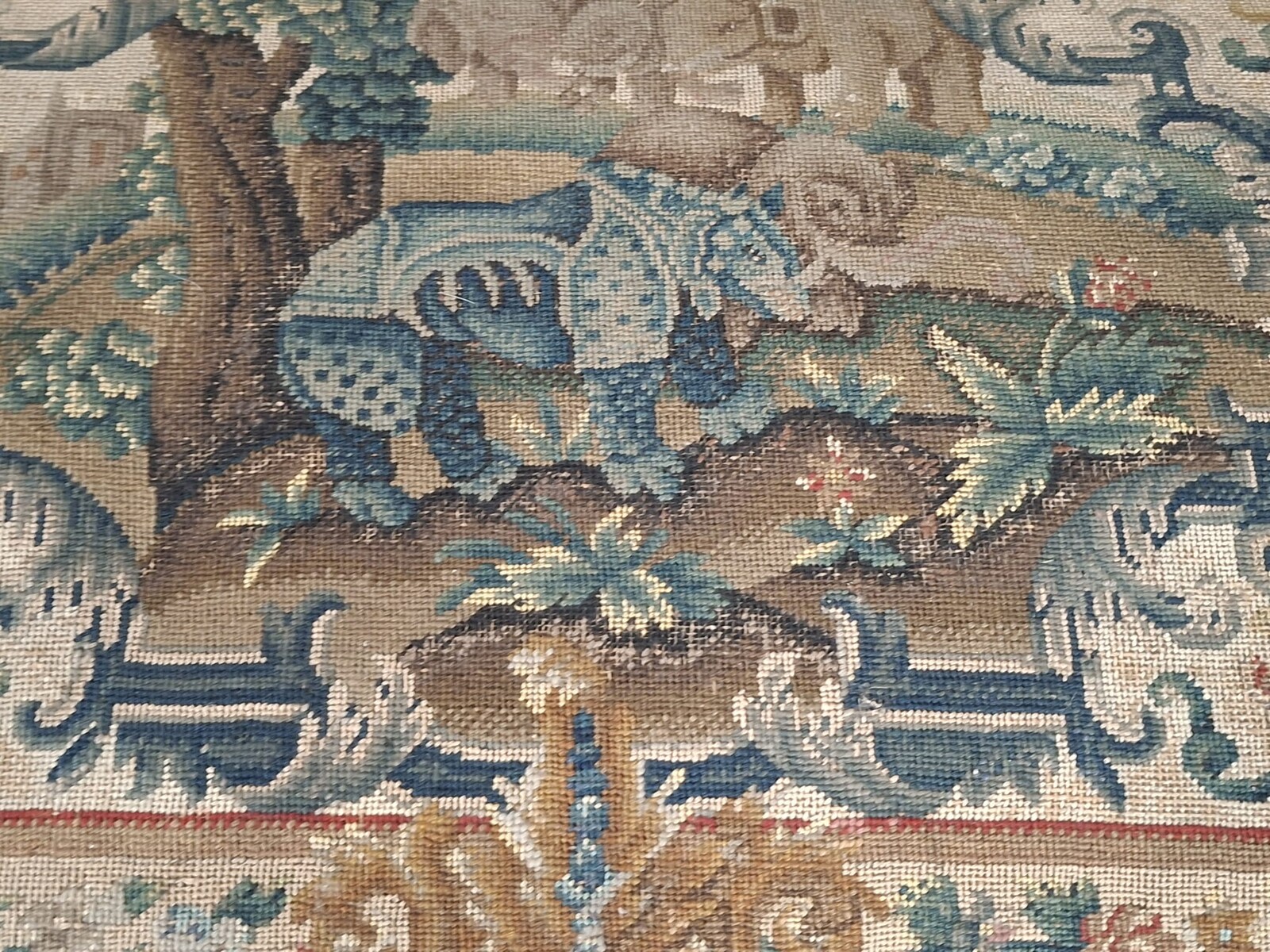 Renaissance-style sofa upholstered in tapestry, 19th century
