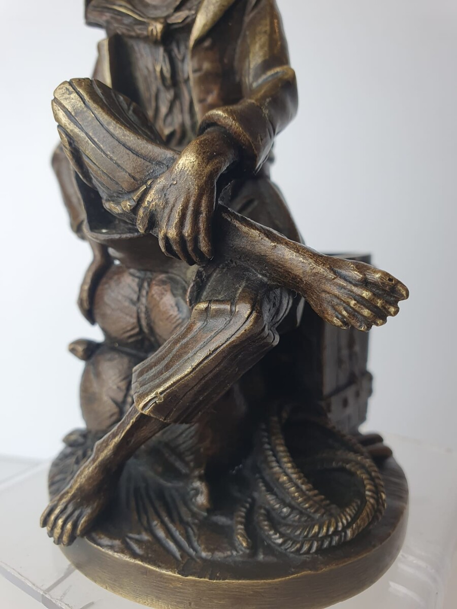 Resting sea monkey in bronze