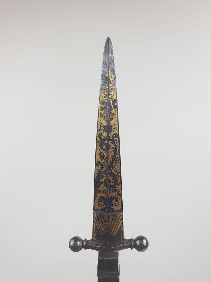 Romantic dagger, carved ebony handle, beautiful blade decorated with blue and gold patterns