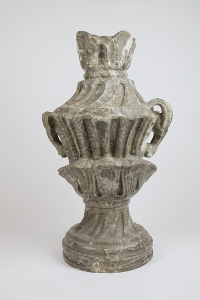 Saint Remy Marble Fire Pot, 18th.c 