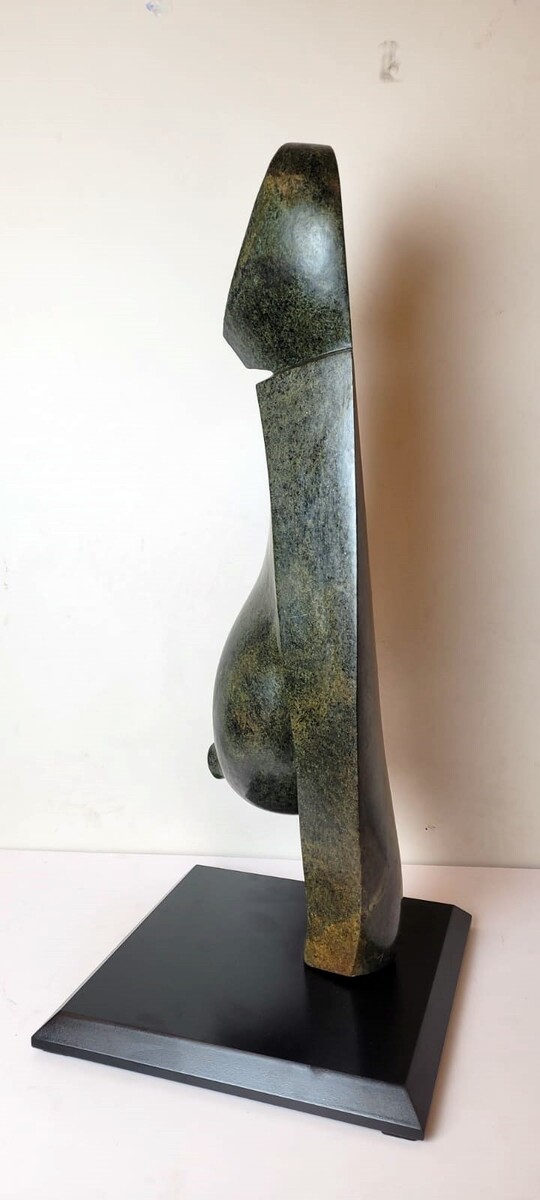 Serpentine sculpture - Zimbabwe - circa 1960 - sonwet murombed