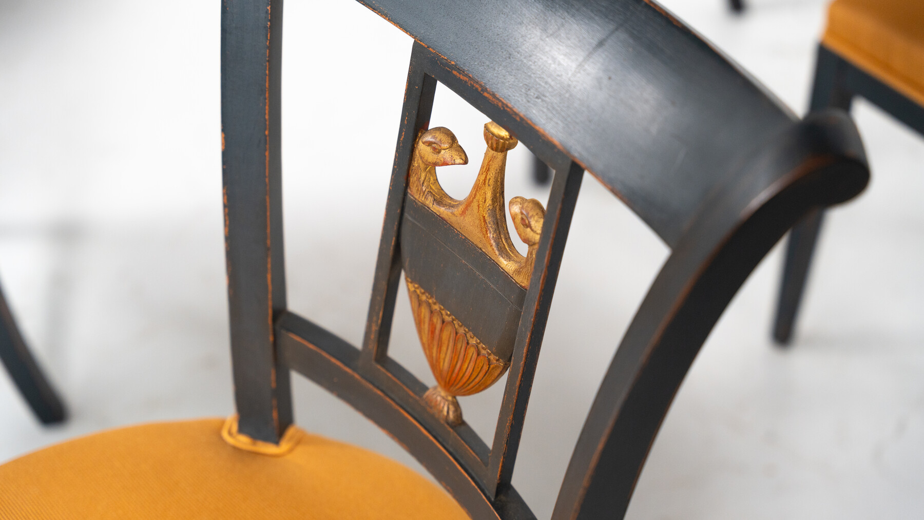 Set of 2 armchairs and 4 chairs in Empire style