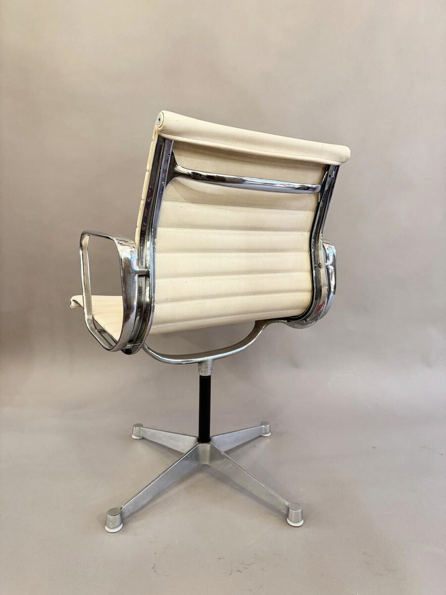 Set of 4 chairs by Charles & Ray Eames for Herman Miller, 1960s