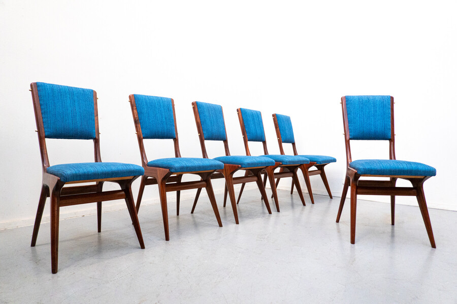 Set of 6 blue chairs, model 634, by Carlo De Carli for Cassina, Italy, 1950s.