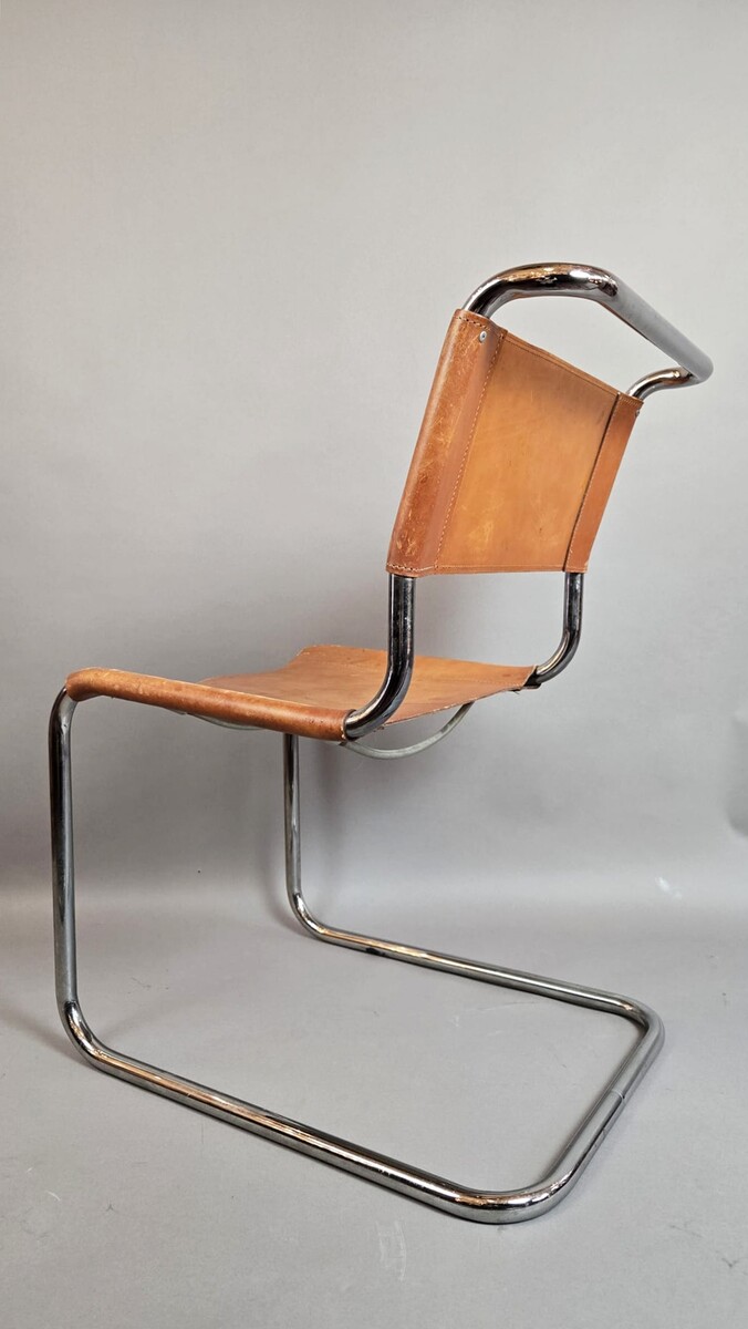 Set of 6 Thonet chairs in tubular metal, yellow leather seats.