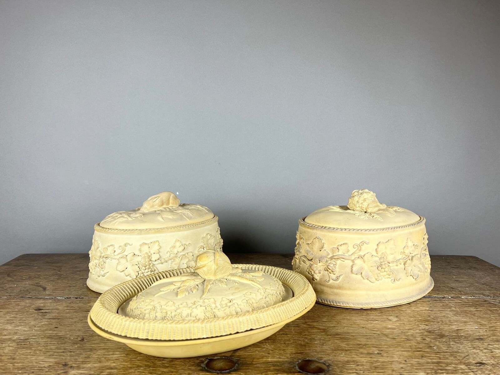 Set of three English ceramic oval terrines, Wedgwood, 19th century