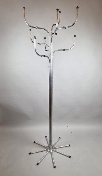 Sidse Werner for Fritz Hansen, chrome-plated metal coat rack, circa 1970