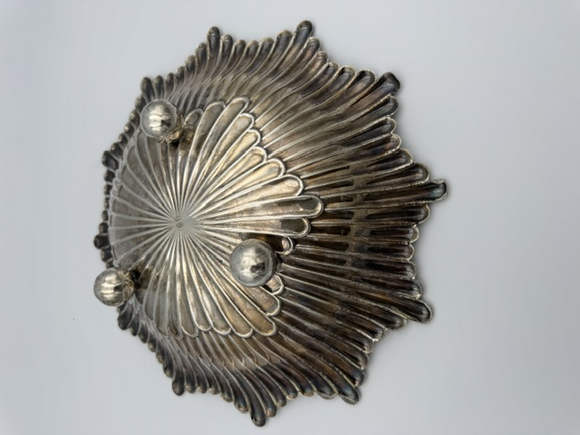 Silver Stemmed bowl (540g)