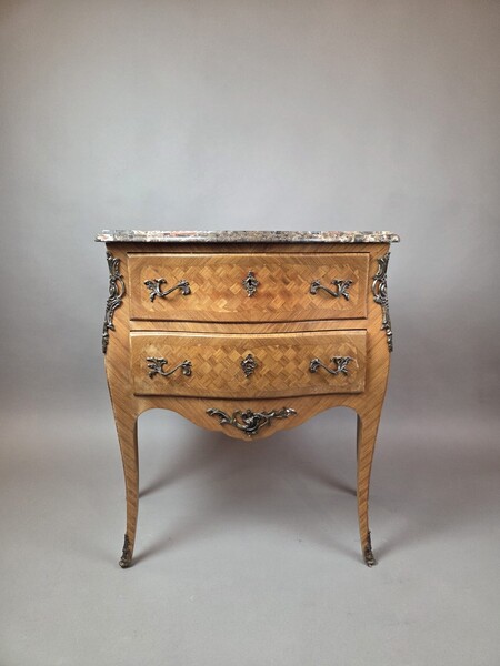 Small Louis XV style marquetry chest of drawers, early 20th century