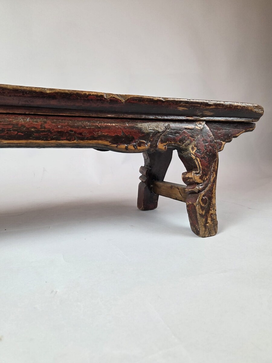 Small patinated wooden bench (traces of polychromy), China, early 19th century