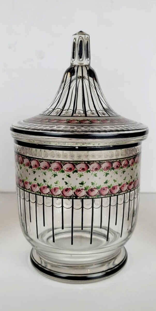 Steinchönau circa 1915 - decor of female musicians - 3 pieces with solid glass cover probably Adolf Beckerd