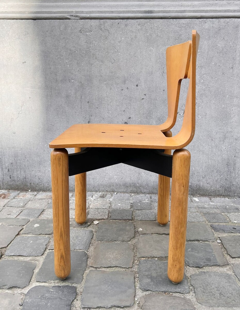 Suite of 6 chairs, wood with lacquered metal base, 1980s