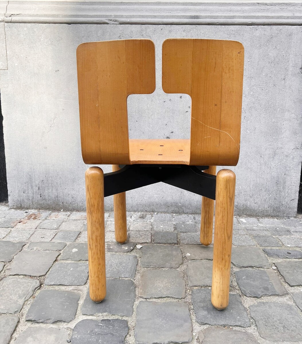 Suite of 6 chairs, wood with lacquered metal base, 1980s