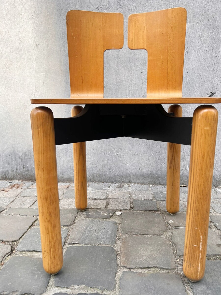 Suite of 6 chairs, wood with lacquered metal base, 1980s