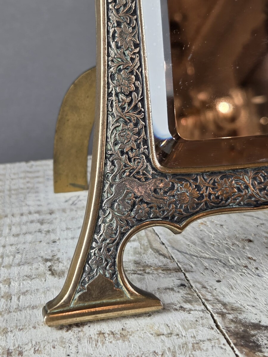 Susse Frères Paris, finely chiseled copper mirror