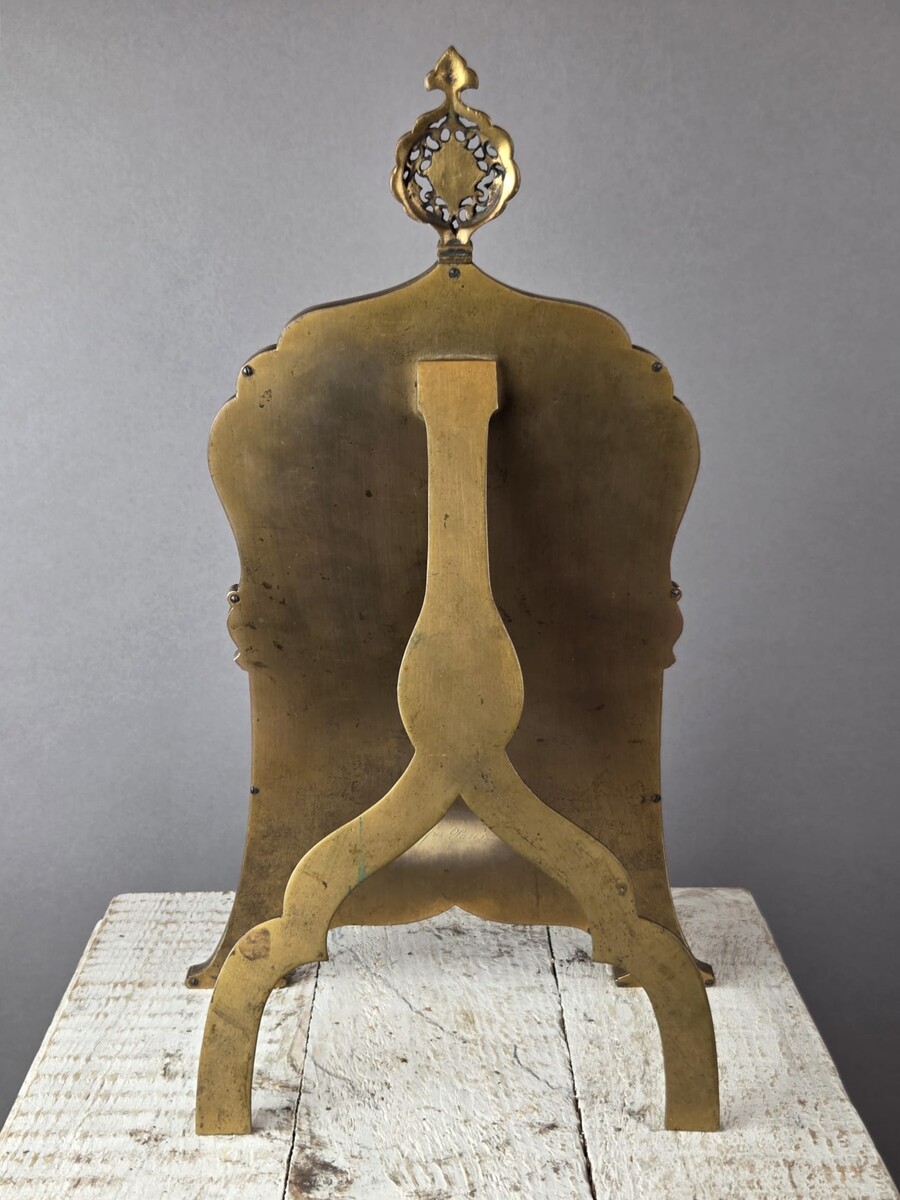 Susse Frères Paris, finely chiseled copper mirror