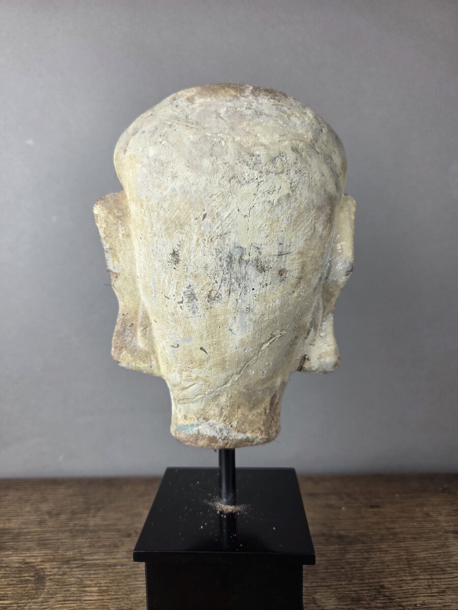 Terracotta head of Luohan, mounted on a base – 18th century