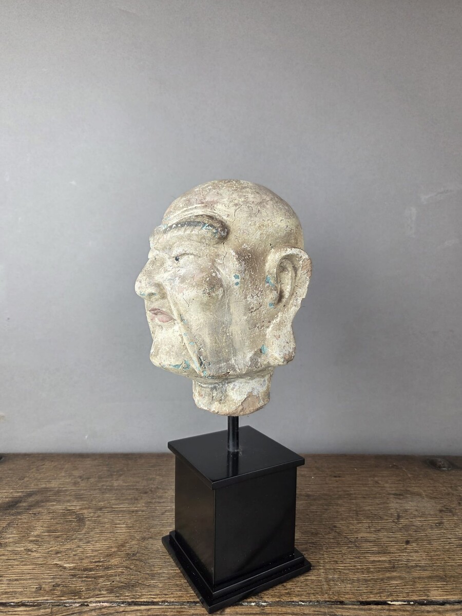 Terracotta head of Luohan, mounted on a base – 18th century