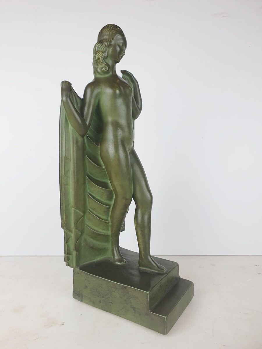 Terracotta sculpture with bronze patina, Kaza edition circa 1930