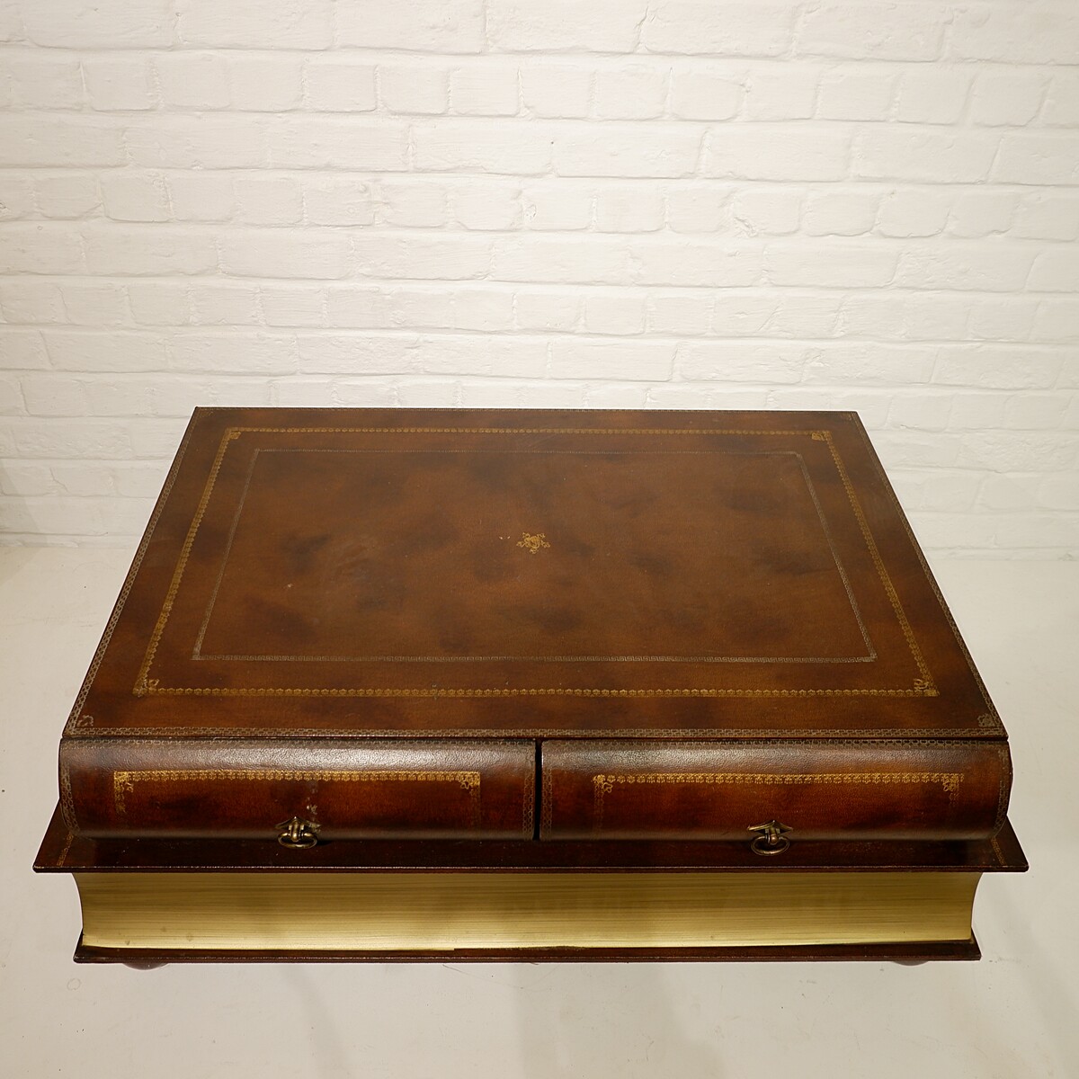 Théodore Alexander Books Large Coffee Table with Drawers 