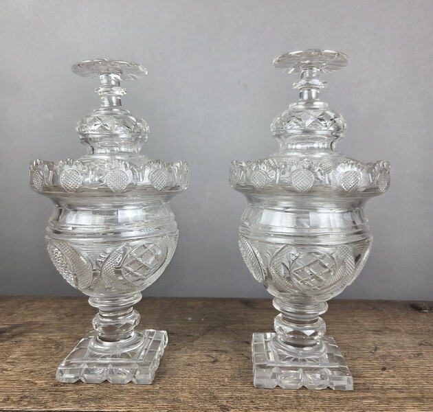 Two Vonêche crystal drageurs, 19th century