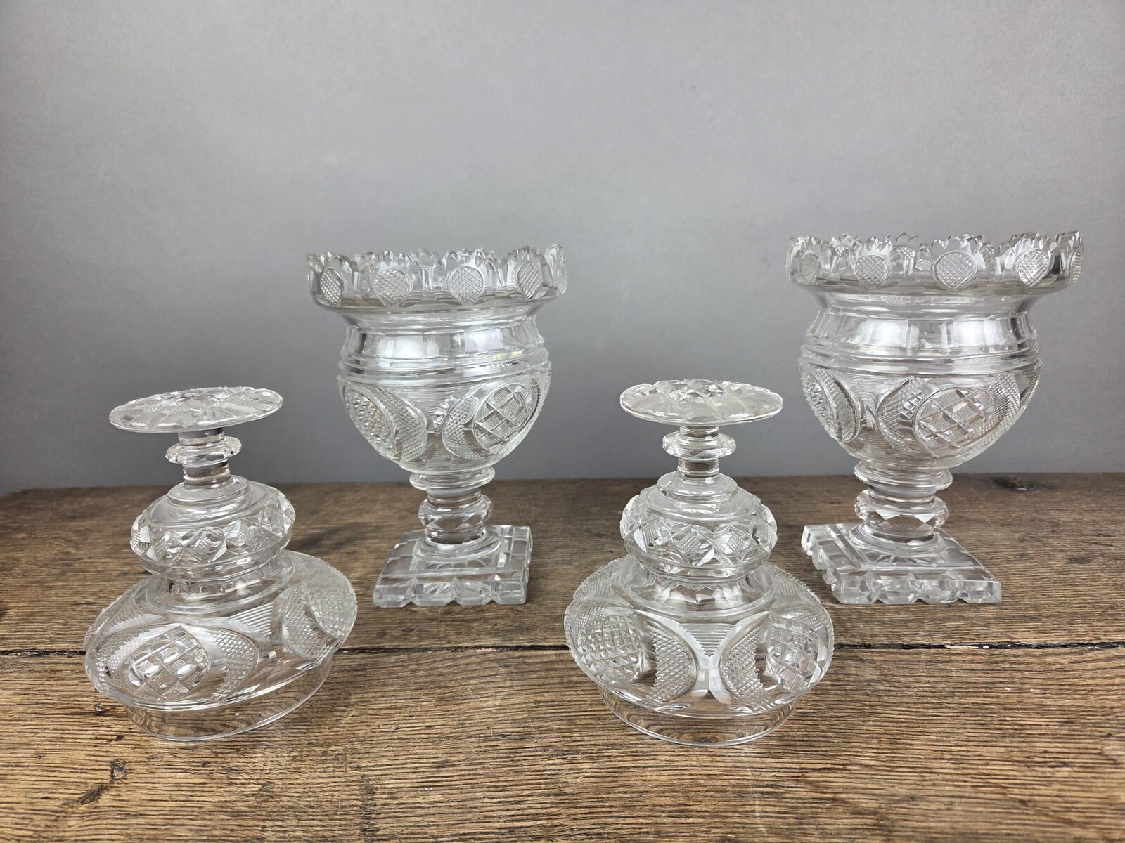 Two Vonêche crystal drageurs, 19th century