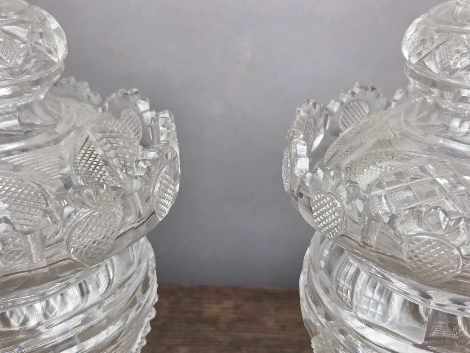 Two Vonêche crystal drageurs, 19th century