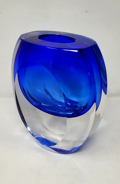 Val Saint Lambert vase signed Alfred Collard (1931-2021)