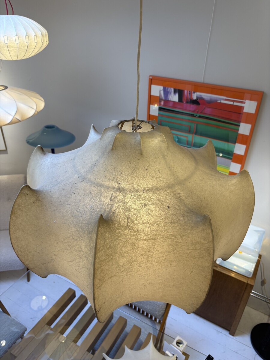 “Viscontea” pendant light by Achille & Pier Giacomo Castiglioni for Flos, 1960s