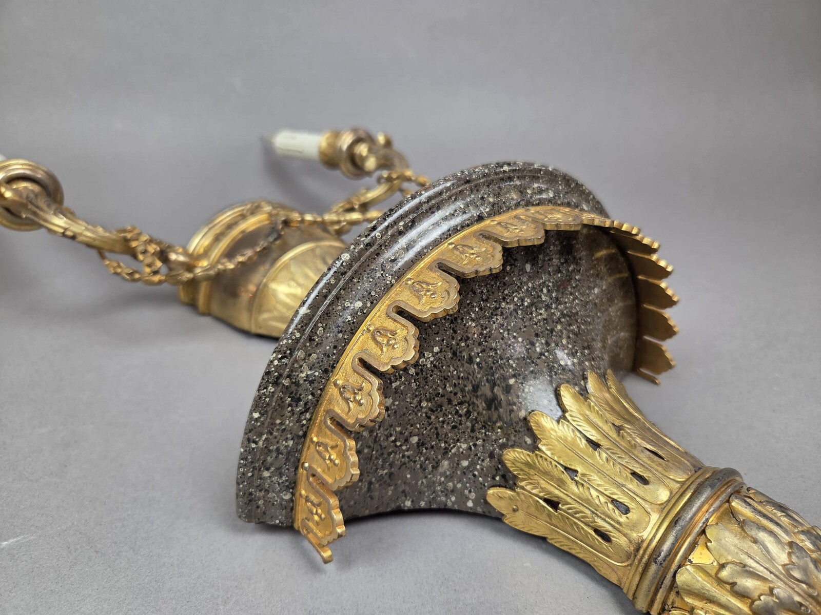Wall lamp in bronze and brass and painted wood