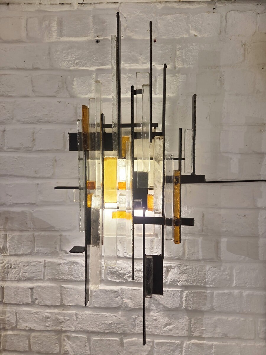 Wall lamp in coloured glass and metal, Italy circa 1960