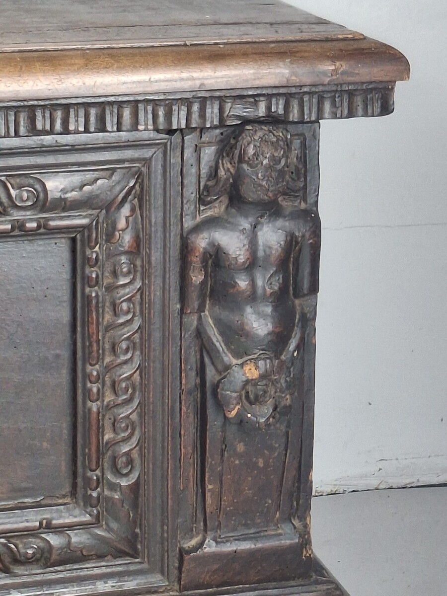 Walnut chest, Italy 17th